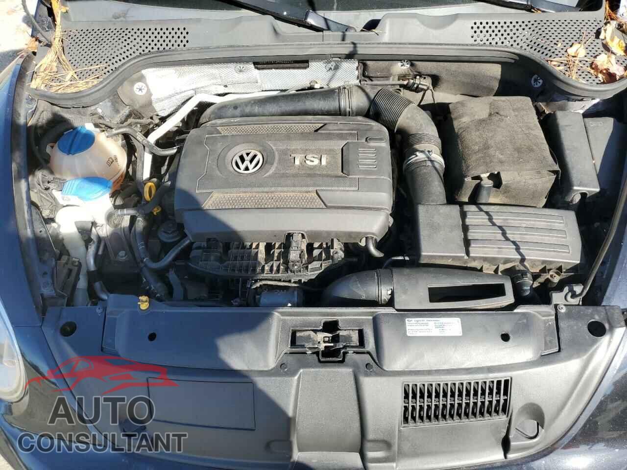 VOLKSWAGEN BEETLE 2017 - 3VWF17AT3HM633252