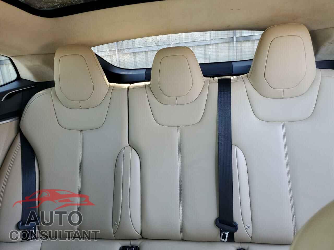 TESLA MODEL S 2017 - 5YJSA1E21HF187915