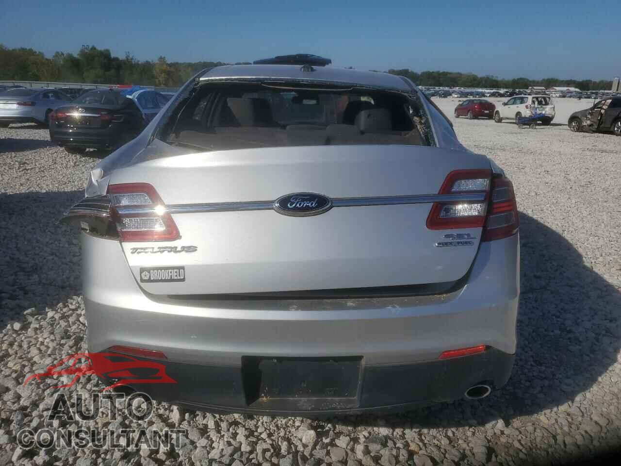FORD TAURUS 2014 - 1FAHP2E85EG138436