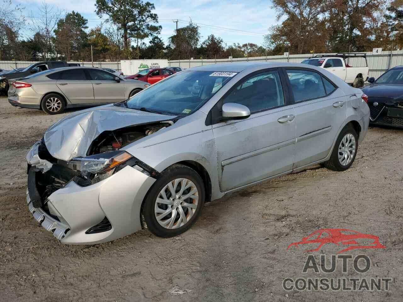 TOYOTA COROLLA 2018 - 2T1BURHE2JC038614