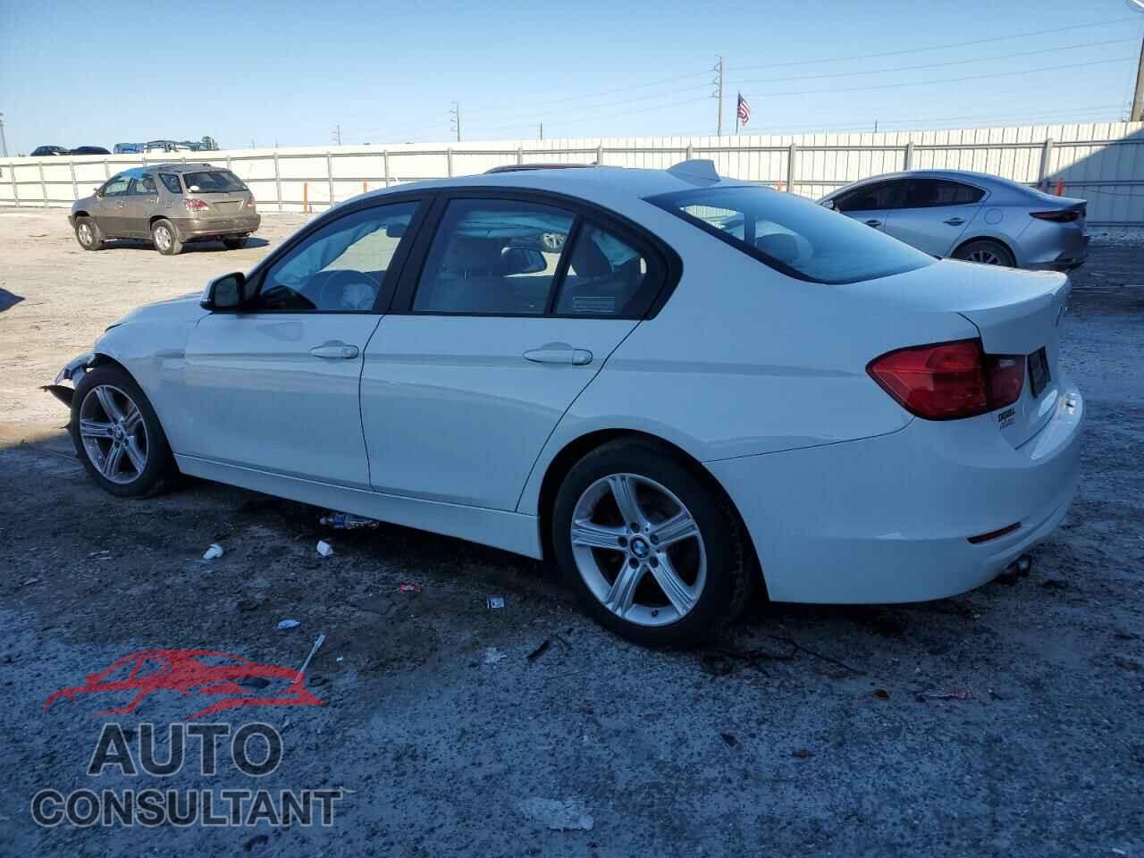 BMW 3 SERIES 2015 - WBA3A5C50FF610157