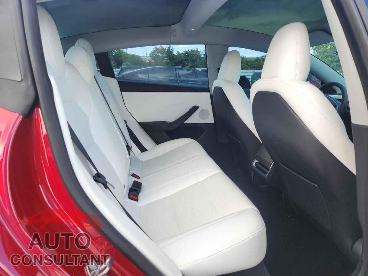 TESLA MODEL 3 2024 - 5YJ3E1EA9RF829119