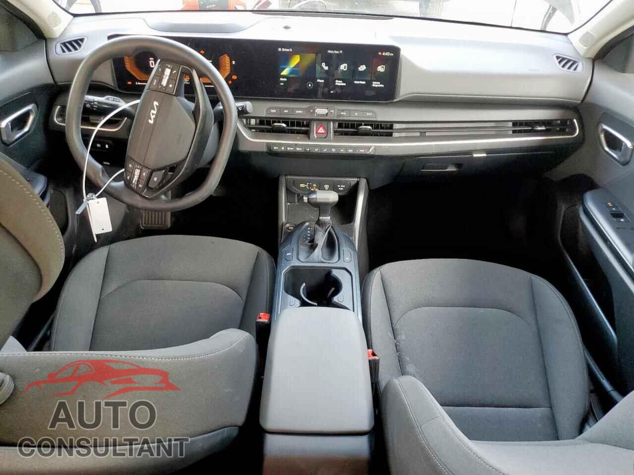 KIA K4 LX 2025 - 3KPFT4DE1SE086041