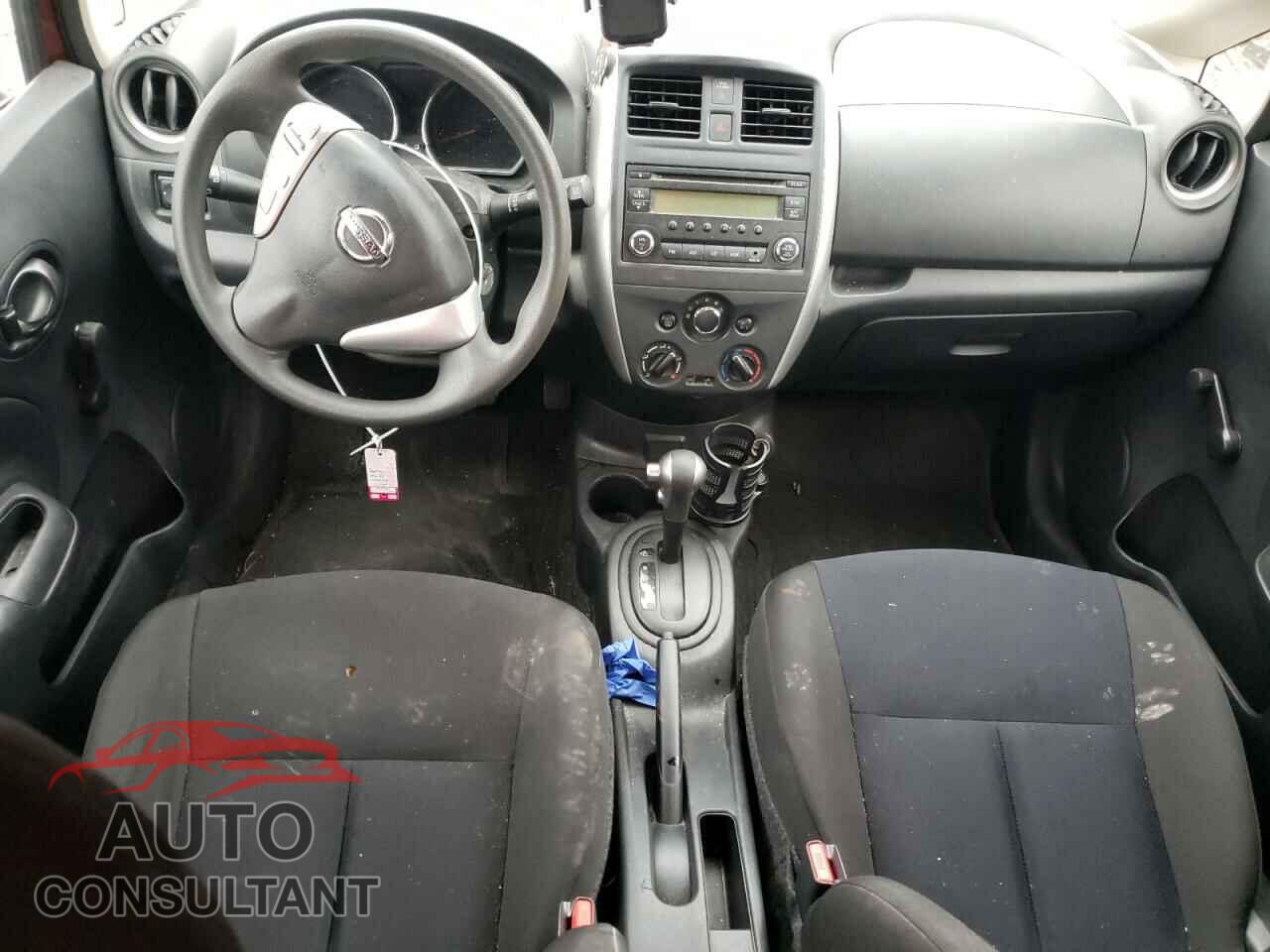NISSAN VERSA 2017 - 3N1CE2CP6HL352312