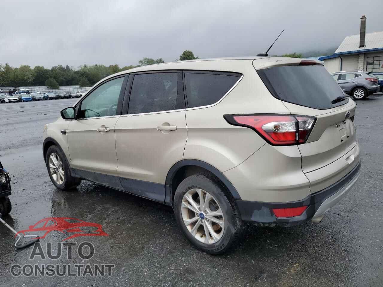 FORD ESCAPE 2017 - 1FMCU9GD4HUE00626