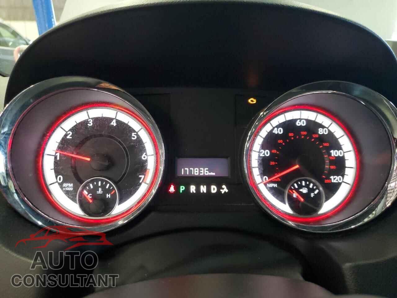 DODGE CARAVAN 2015 - 2C4RDGBGXFR564462