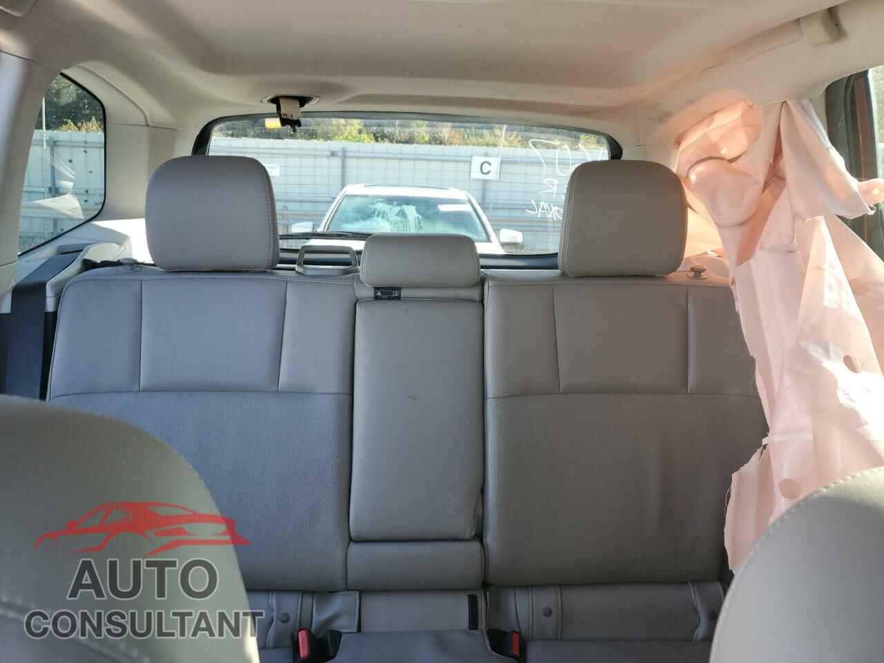 SUBARU FORESTER 2017 - JF2SJARC1HH419546