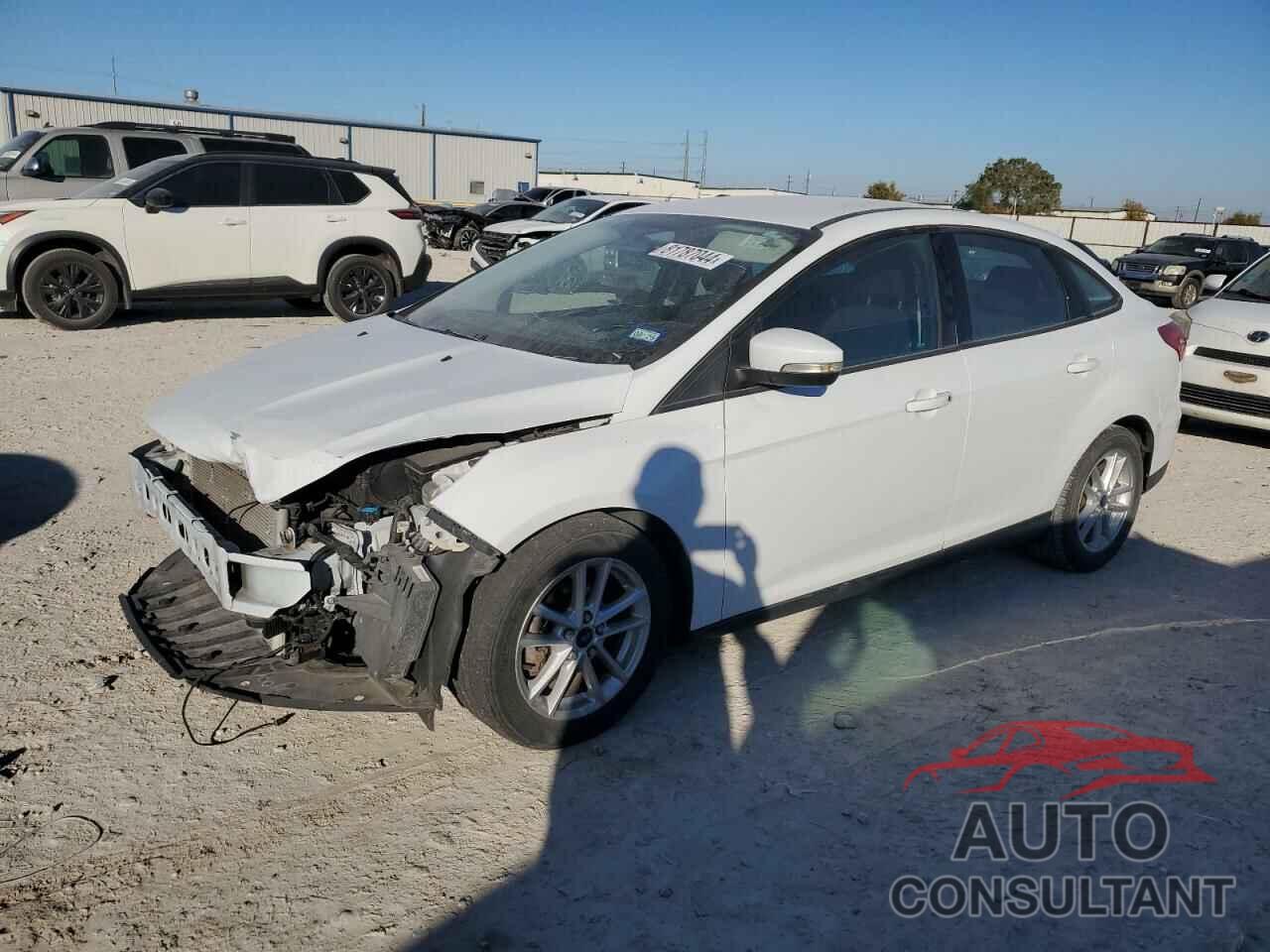 FORD FOCUS 2017 - 1FADP3F28HL218842