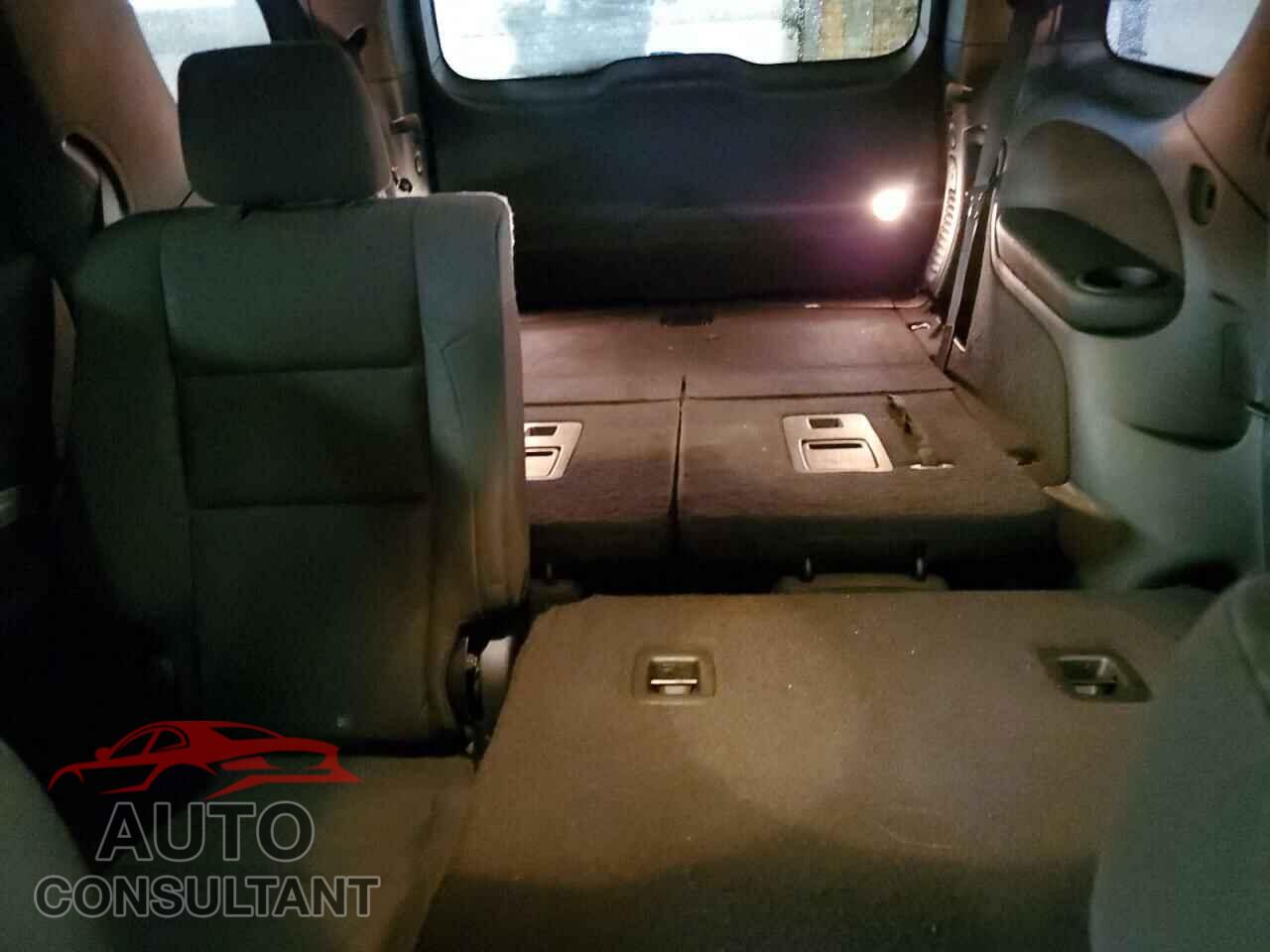 DODGE DURANGO 2018 - 1C4RDJAG7JC213704