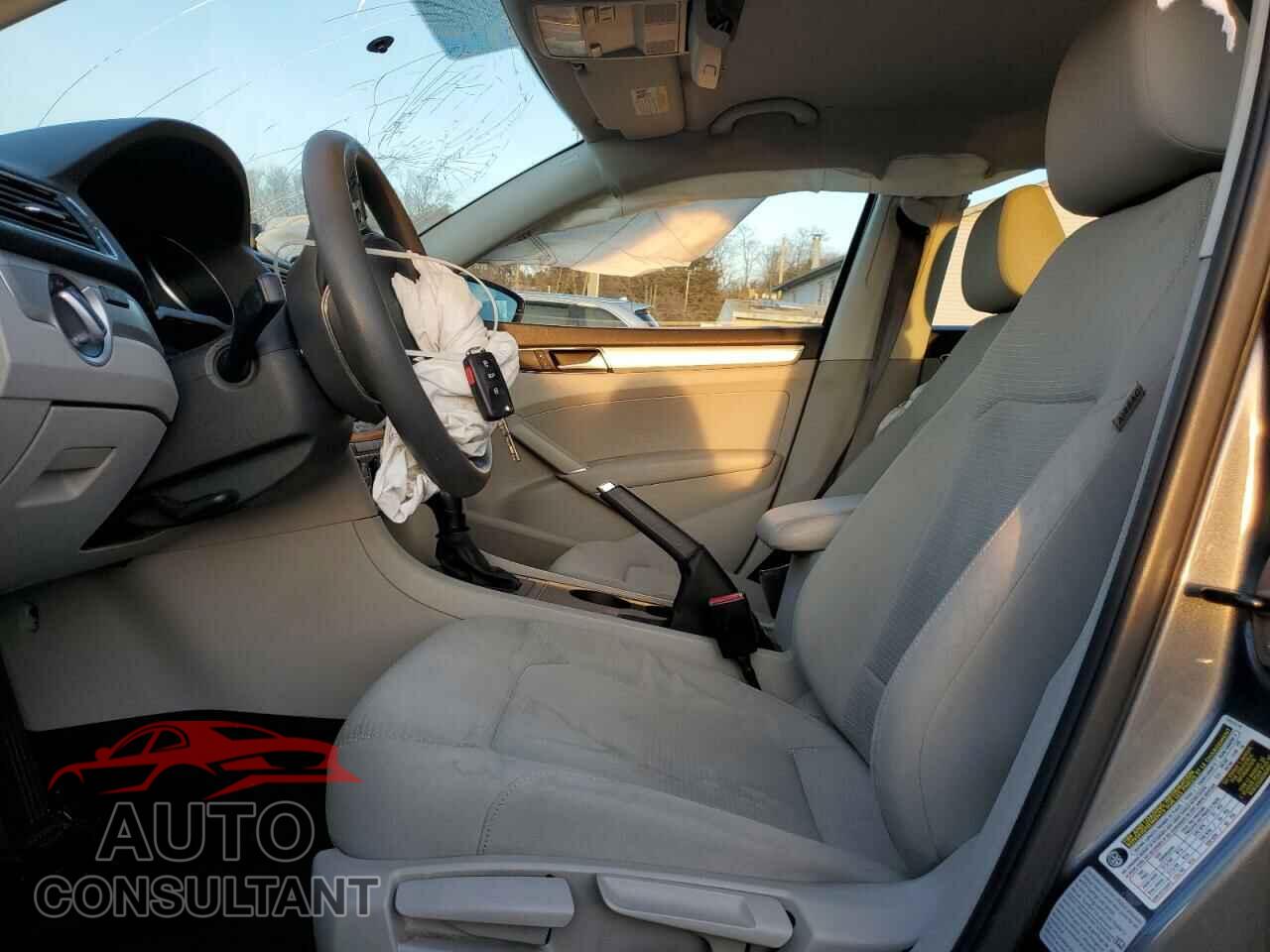 VOLKSWAGEN PASSAT 2016 - 1VWAT7A35GC044403