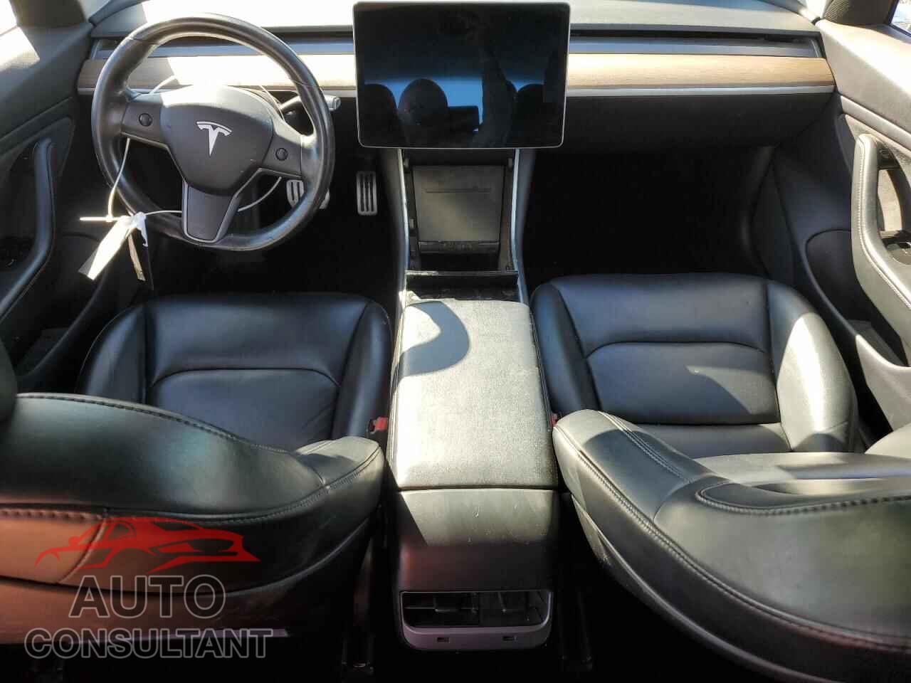 TESLA MODEL 3 2019 - 5YJ3E1EAXKF316760