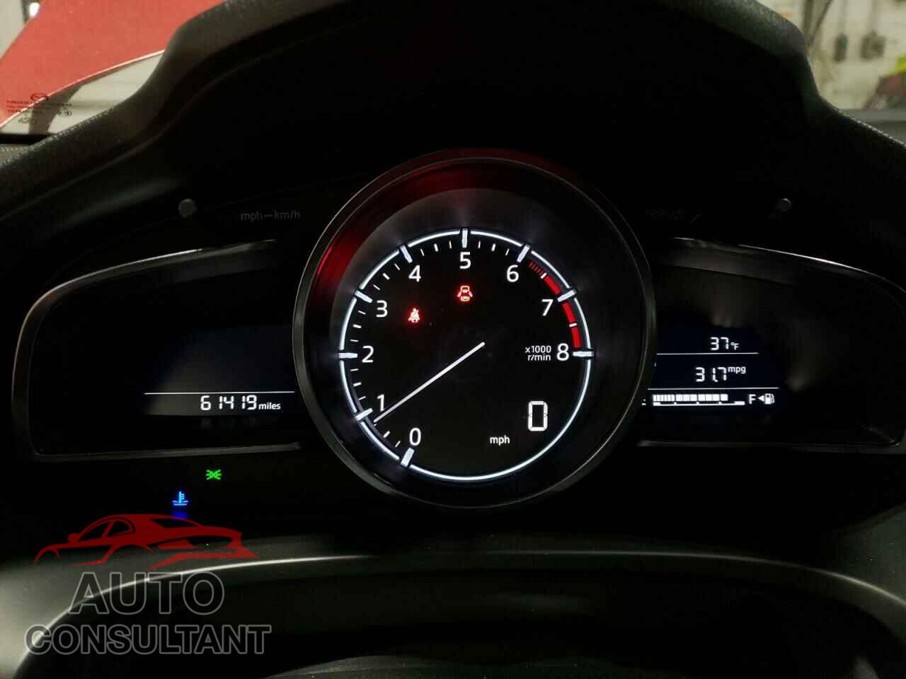 MAZDA 3 2018 - 3MZBN1W37JM165654