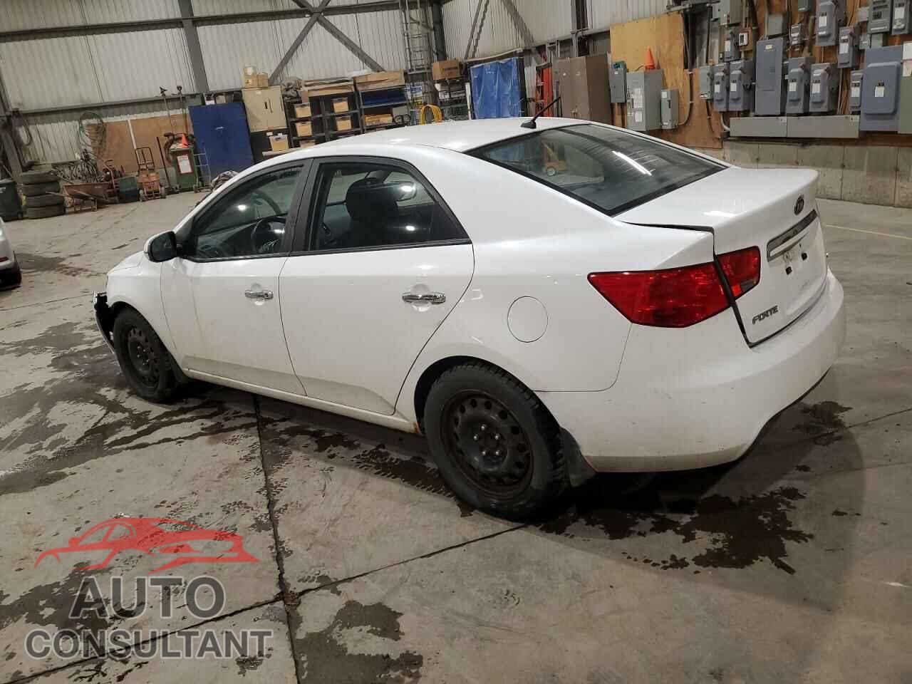 KIA FORTE 2011 - KNAFU4A26B5411265