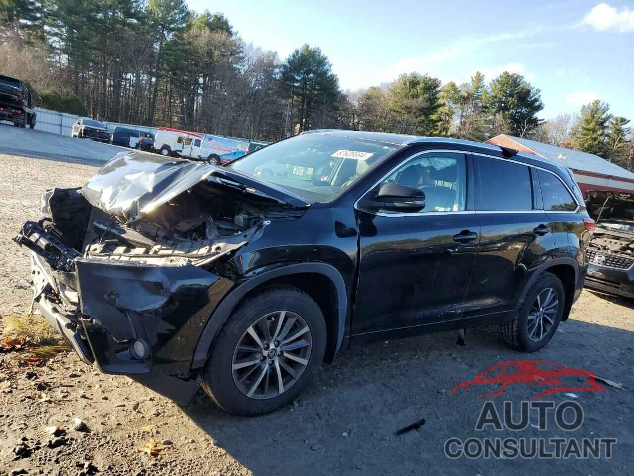 TOYOTA HIGHLANDER 2018 - 5TDJZRFH2JS841568