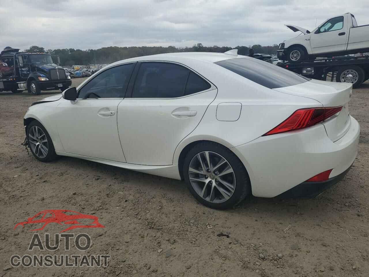 LEXUS IS 2018 - JTHBA1D27J5072954