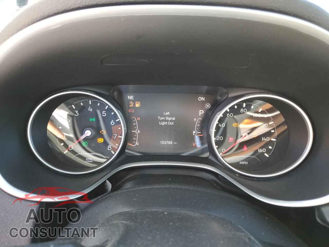 JEEP COMPASS 2018 - 3C4NJDCB7JT457495
