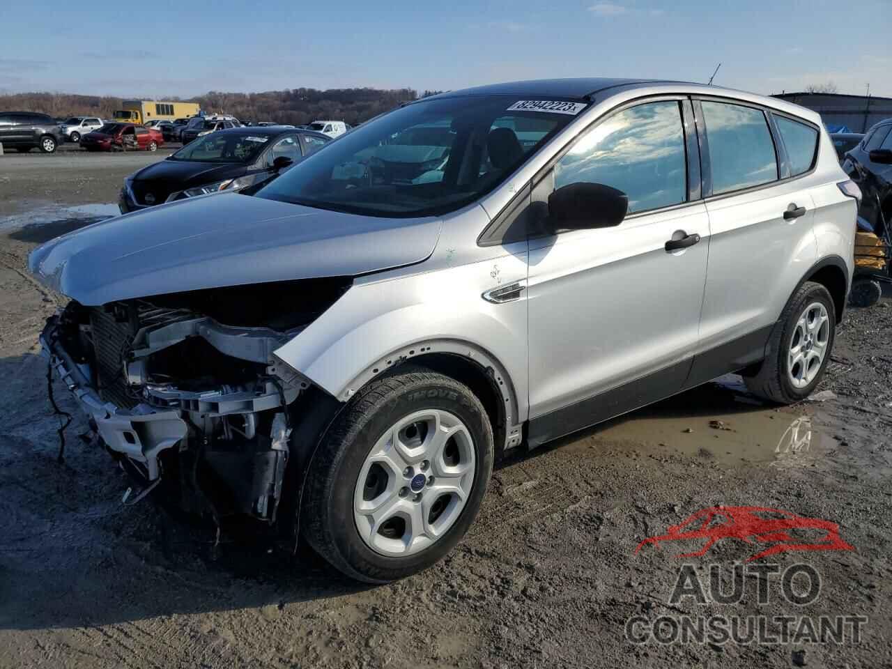 FORD ESCAPE 2018 - 1FMCU0F74JUB43044