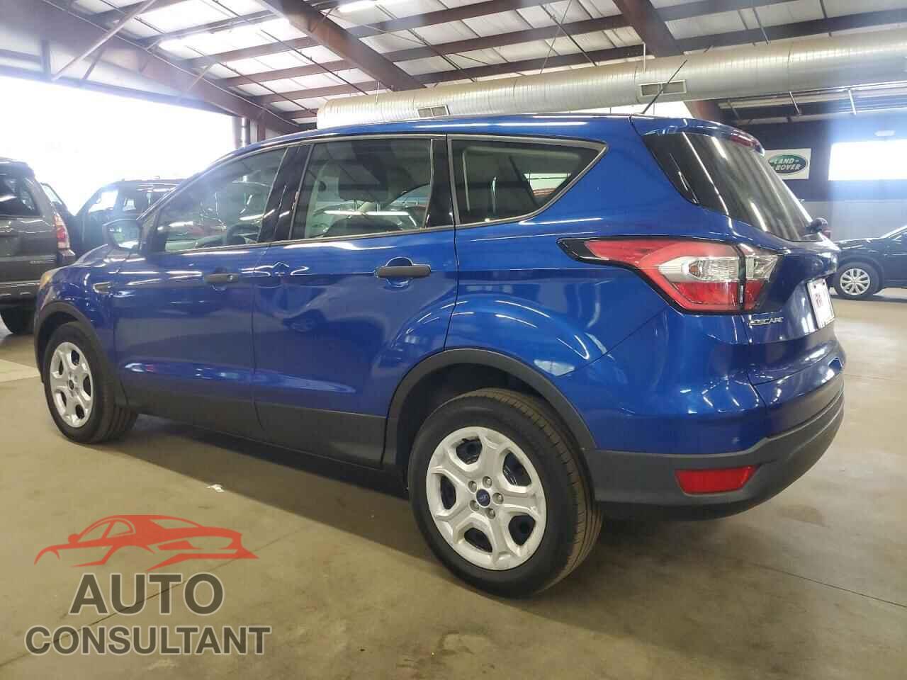 FORD ESCAPE 2017 - 1FMCU0F7XHUC05590