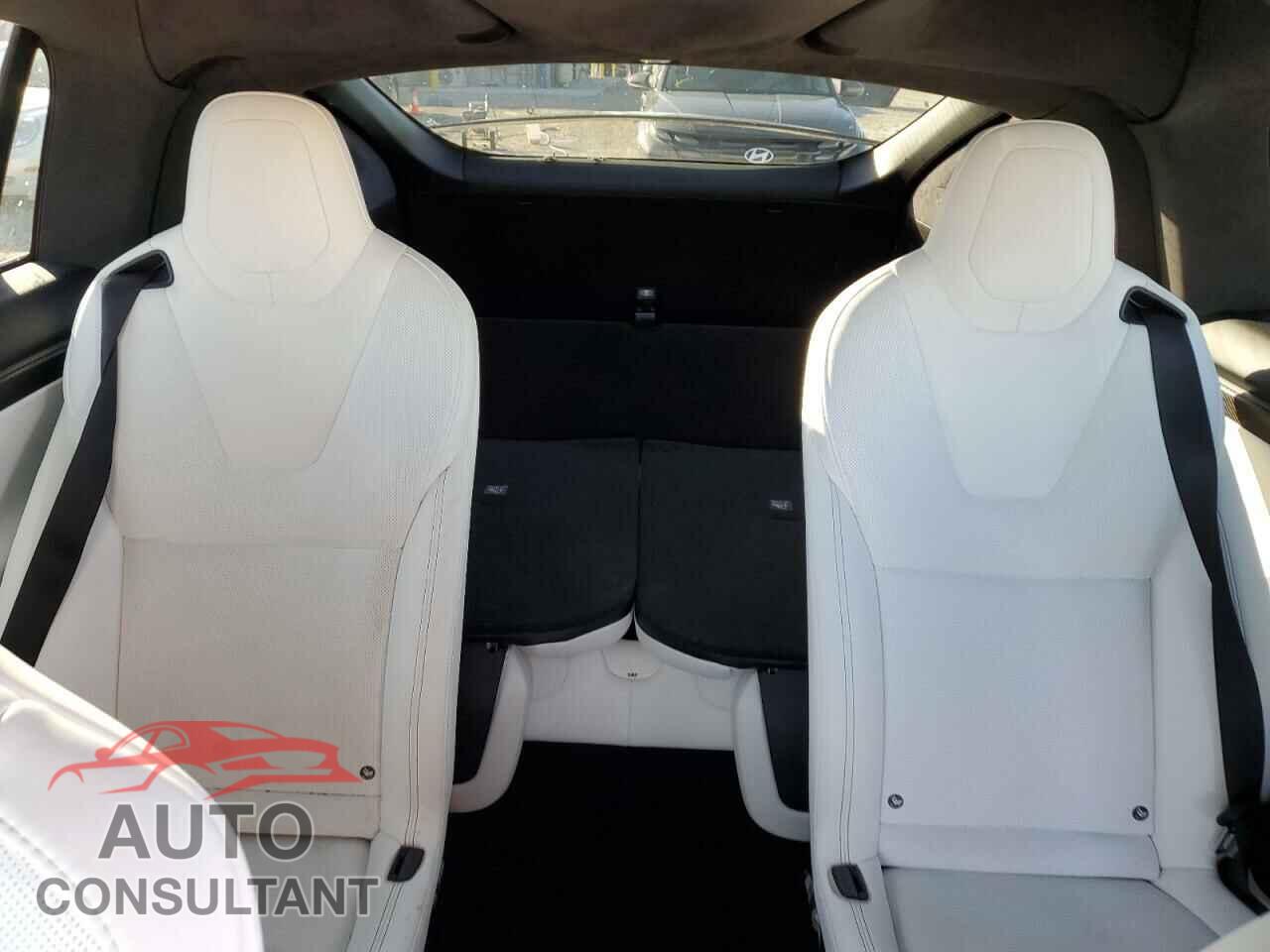 TESLA MODEL X 2019 - 5YJXCBE40KF155228