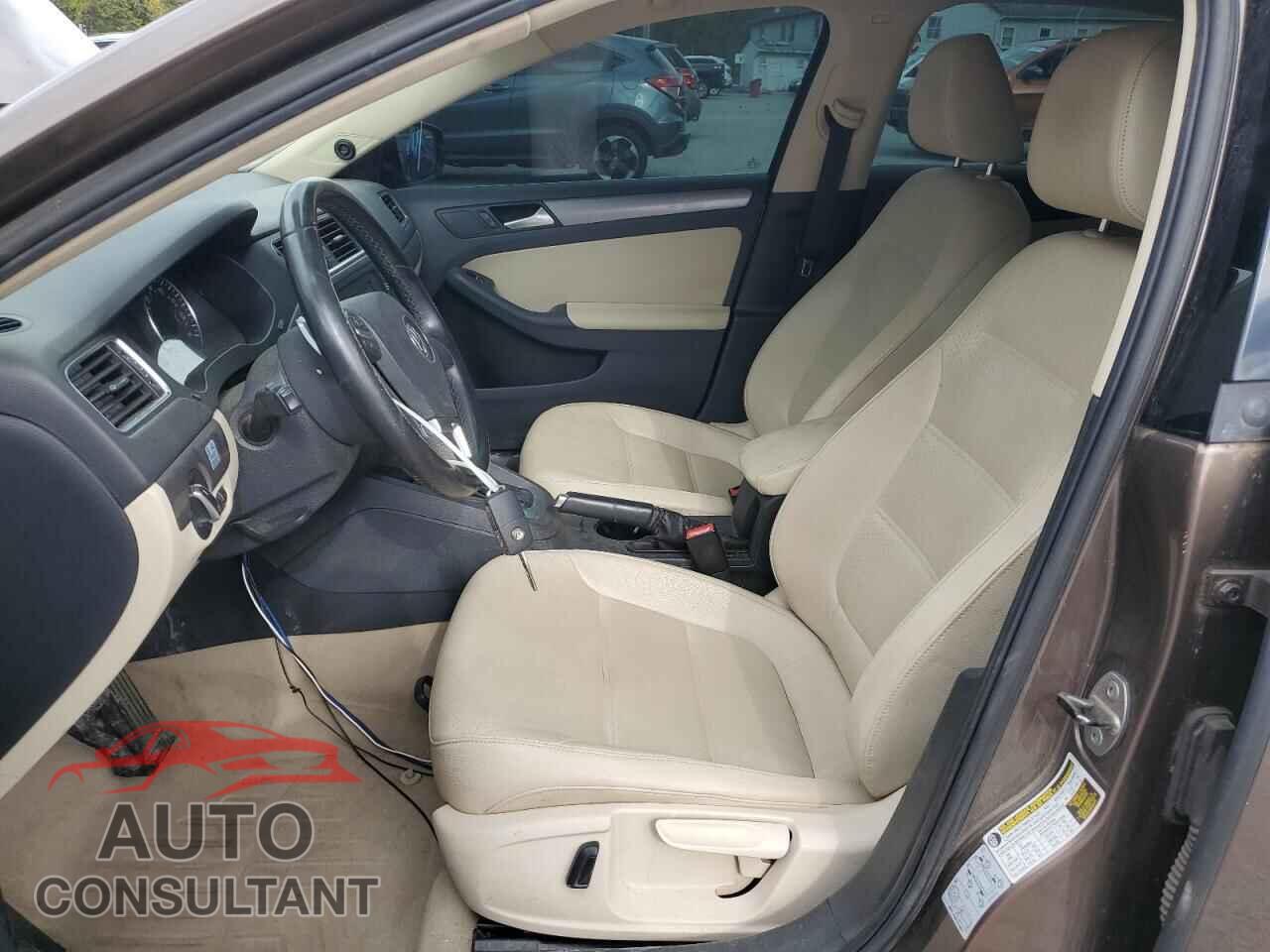 VOLKSWAGEN JETTA 2013 - 3VWLL7AJ3DM284809