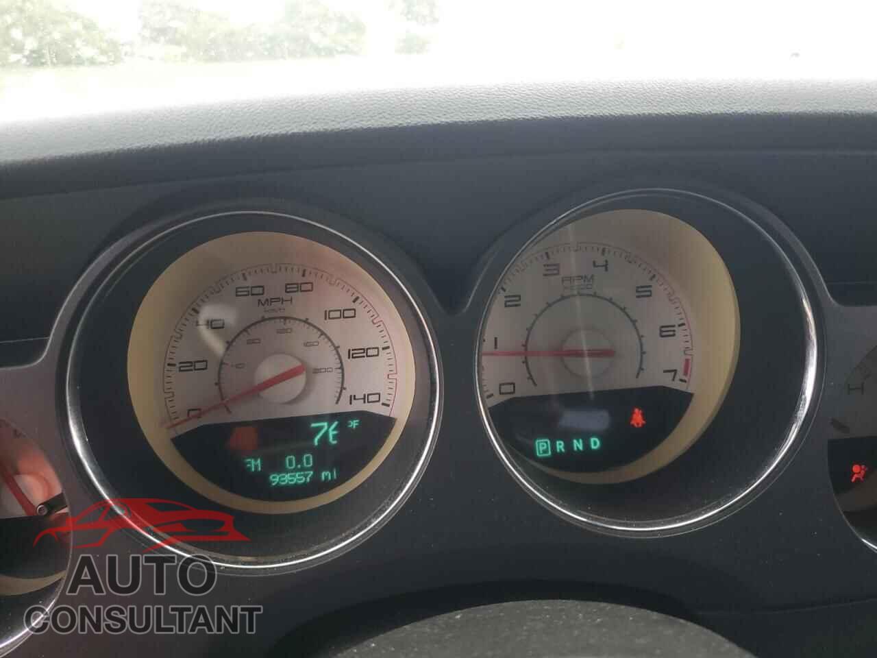 DODGE CHALLENGER 2013 - 2C3CDYAG2DH705013