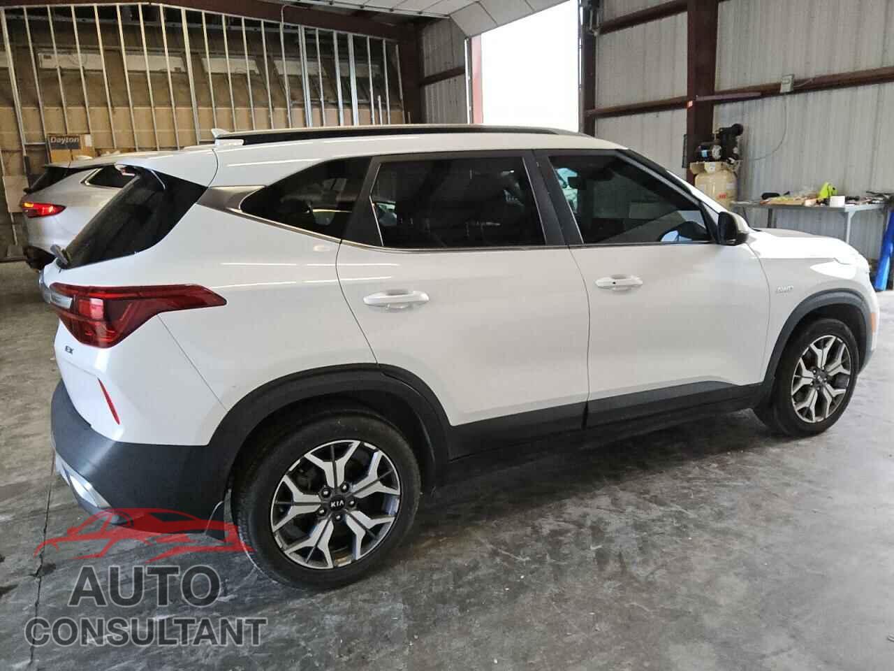 KIA SELTOS 2021 - KNDERCAA2M7049752
