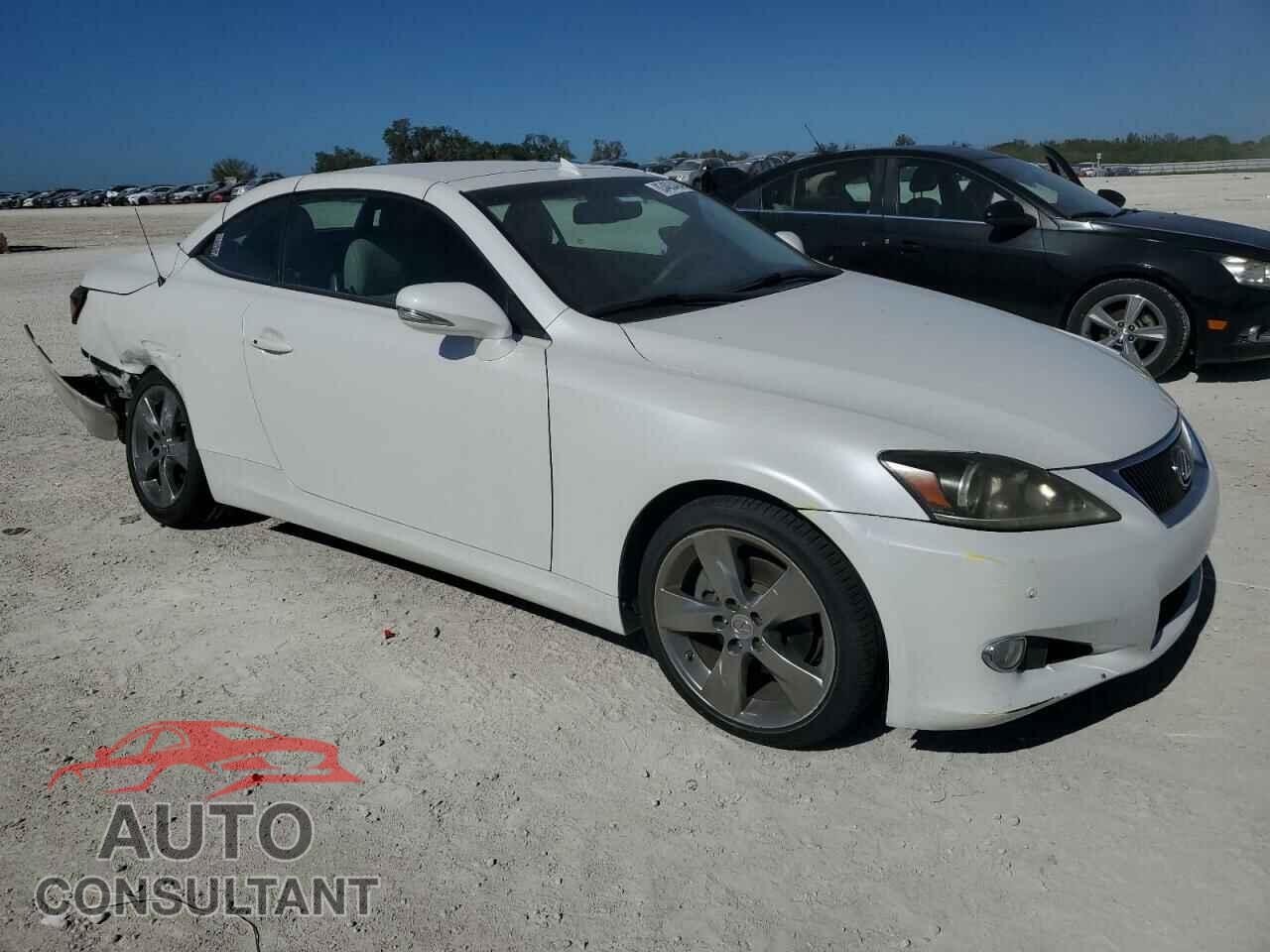 LEXUS IS 2011 - JTHFF2C20B2518102