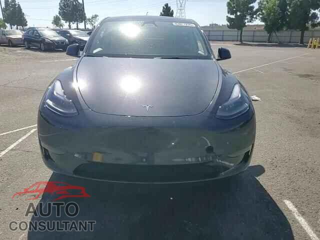 TESLA MODEL Y 2024 - 7SAYGDED0RF097073