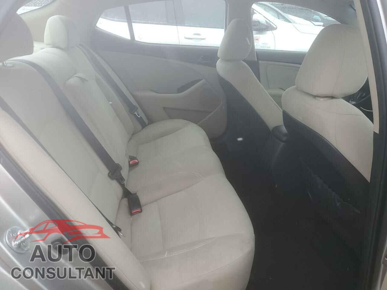 KIA OPTIMA 2015 - 5XXGM4A70FG404557