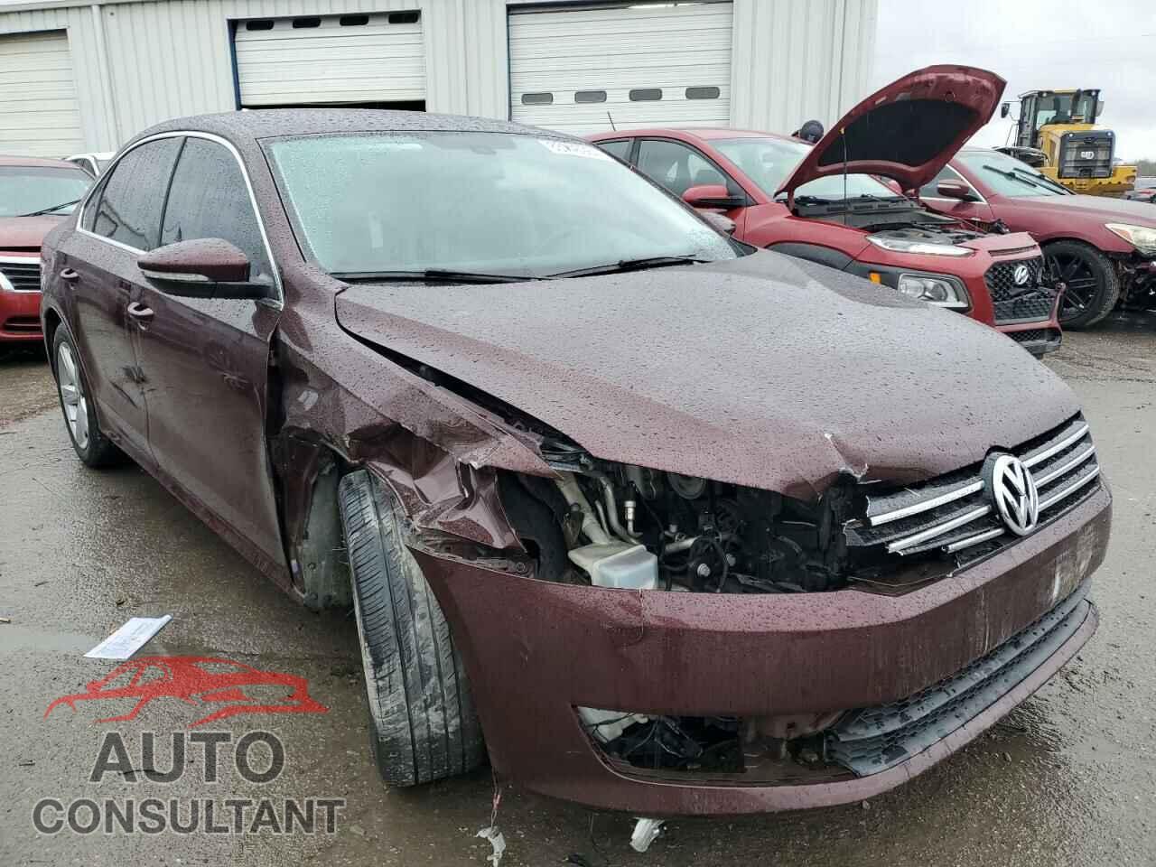 VOLKSWAGEN PASSAT 2012 - 1VWBP7A3XCC100967