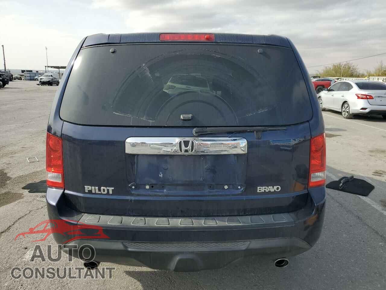 HONDA PILOT 2013 - 5FNYF3H52DB016548