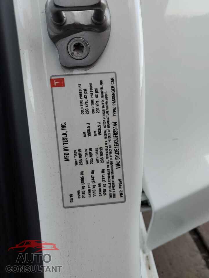 TESLA MODEL 3 2018 - 5YJ3E1EA3JF025144