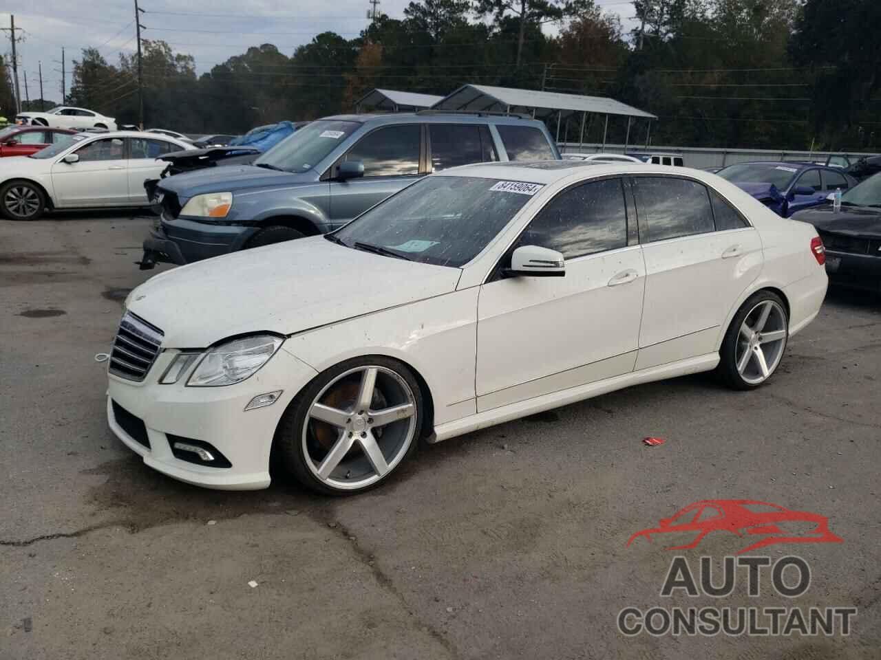 MERCEDES-BENZ E-CLASS 2011 - WDDHF5GB2BA275264