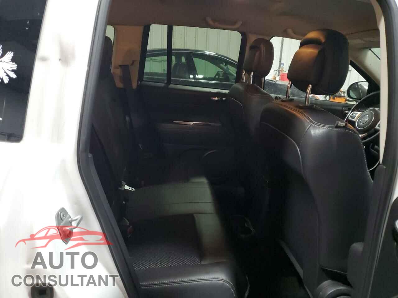 JEEP COMPASS 2017 - 1C4NJDEB9HD100395
