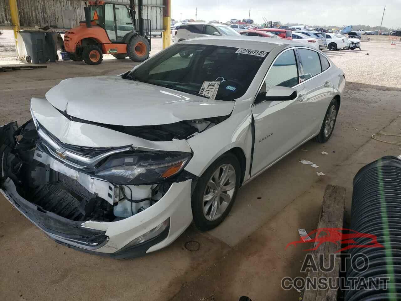CHEVROLET MALIBU 2021 - 1G1ZD5ST3MF070152