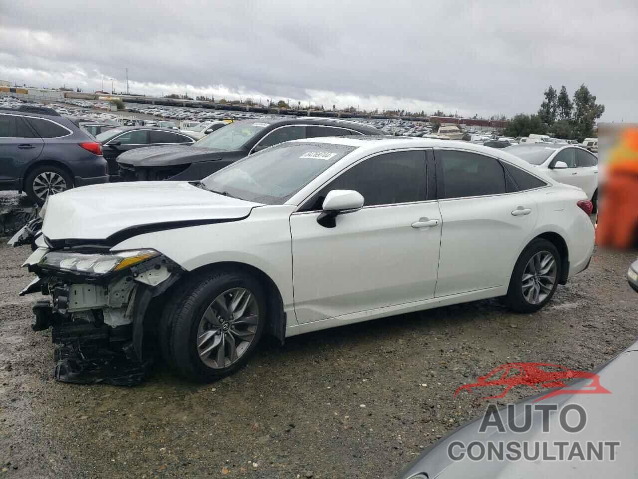 TOYOTA AVALON 2020 - 4T1AZ1FB4LU043077