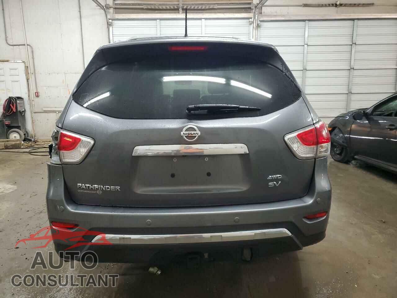 NISSAN PATHFINDER 2015 - 5N1AR2MM8FC712018