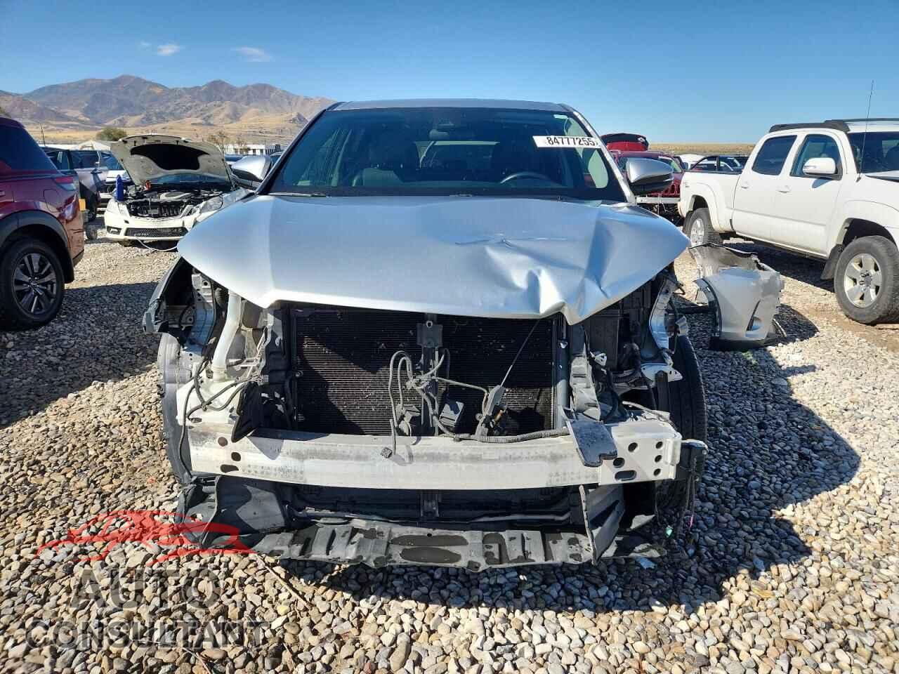 TOYOTA HIGHLANDER 2017 - 5TDBZRFH0HS384502