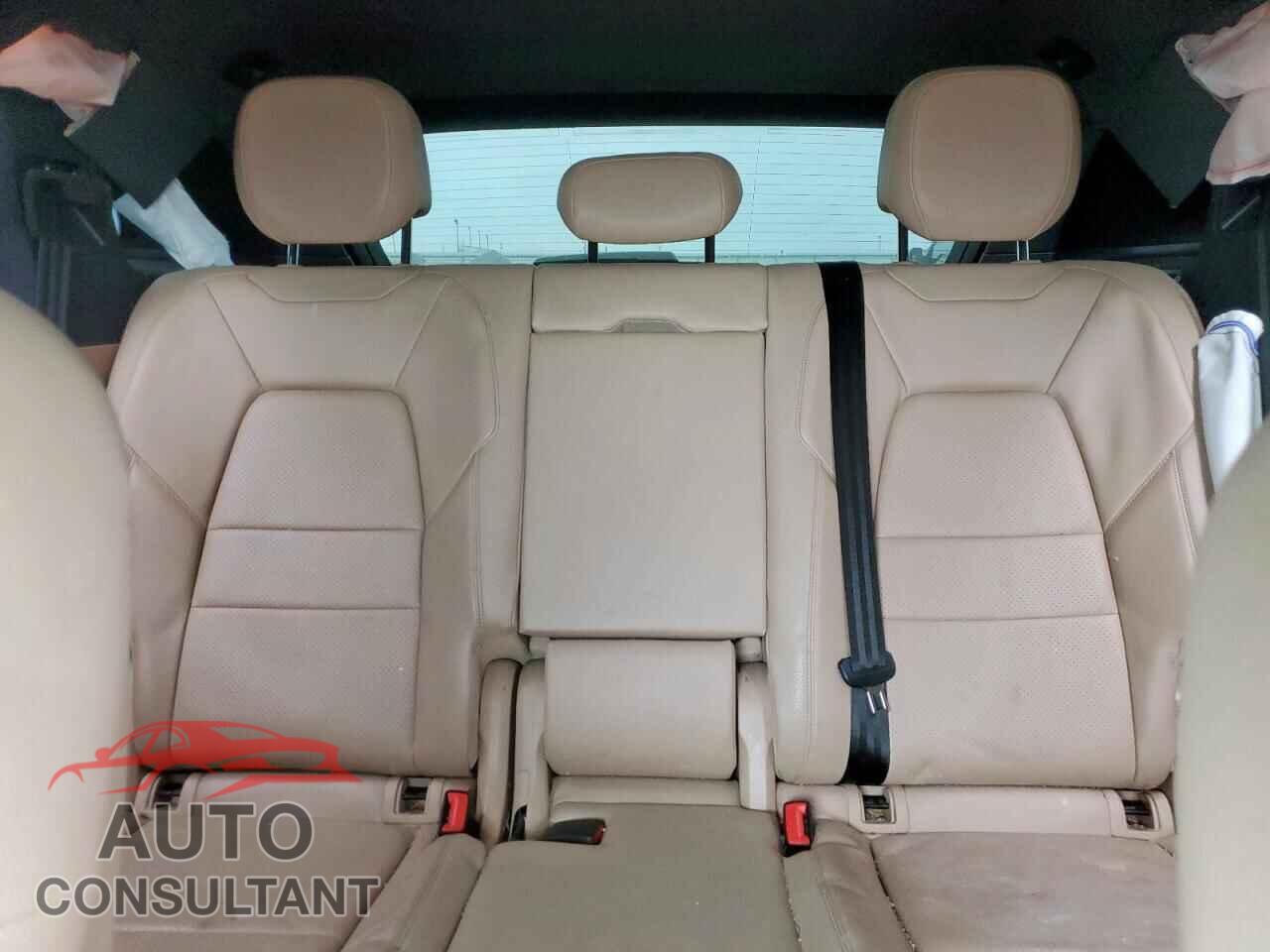 PORSCHE CAYENNE 2020 - WP1AA2AY4LDA04484