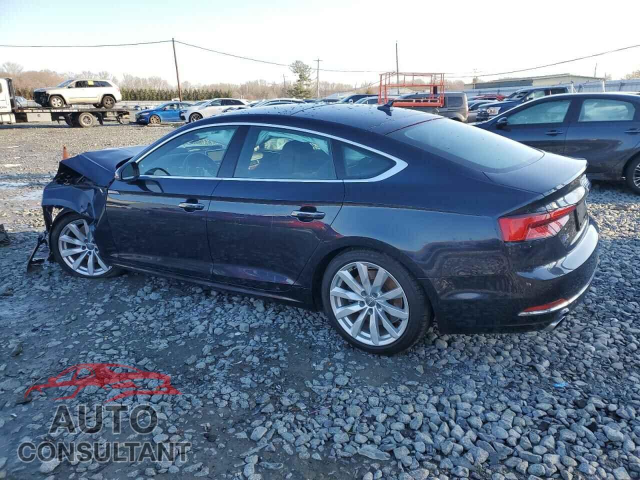 AUDI A5 2018 - WAUBNCF53JA010643