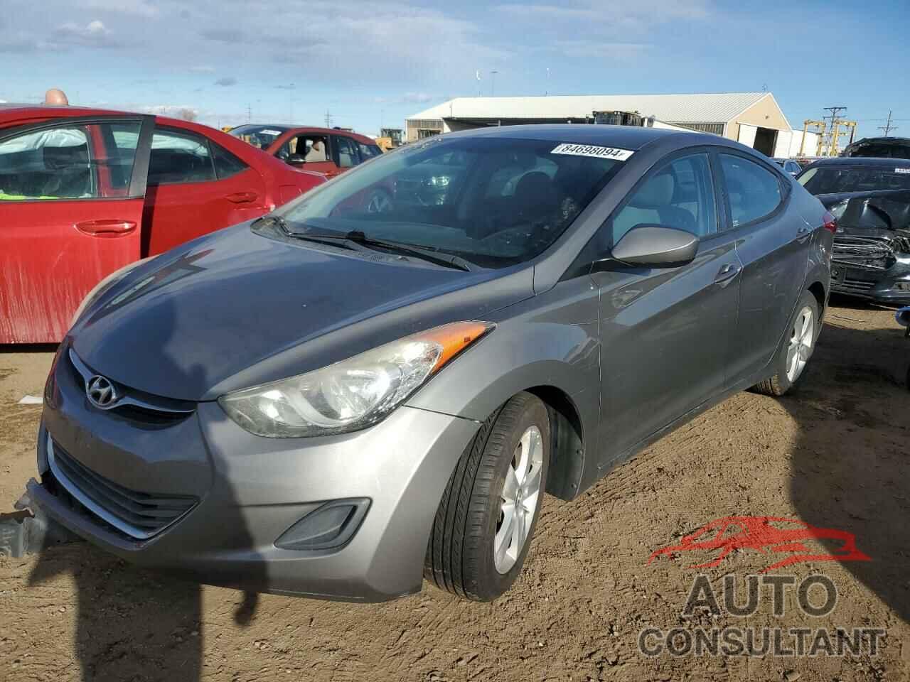 HYUNDAI ELANTRA 2013 - 5NPDH4AE4DH305991