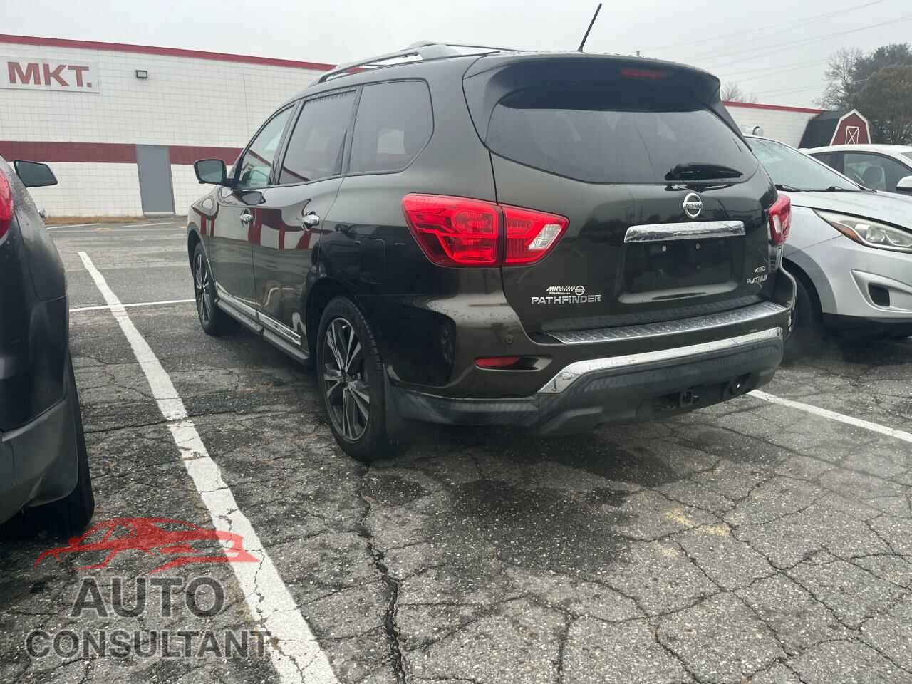 NISSAN PATHFINDER 2017 - 5N1DR2MM2HC623657