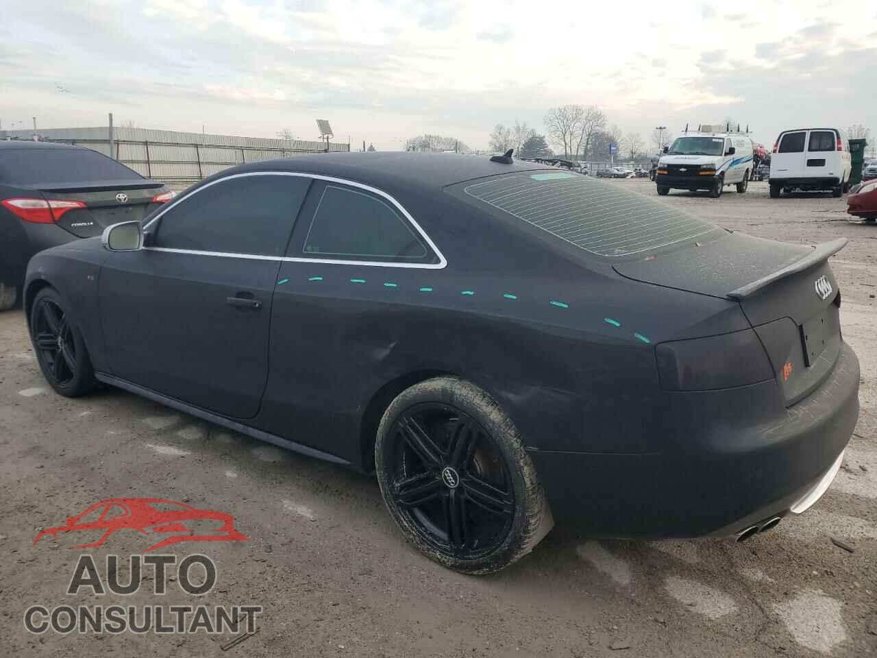 AUDI S5/RS5 2011 - WAUVVAFR4BA010575
