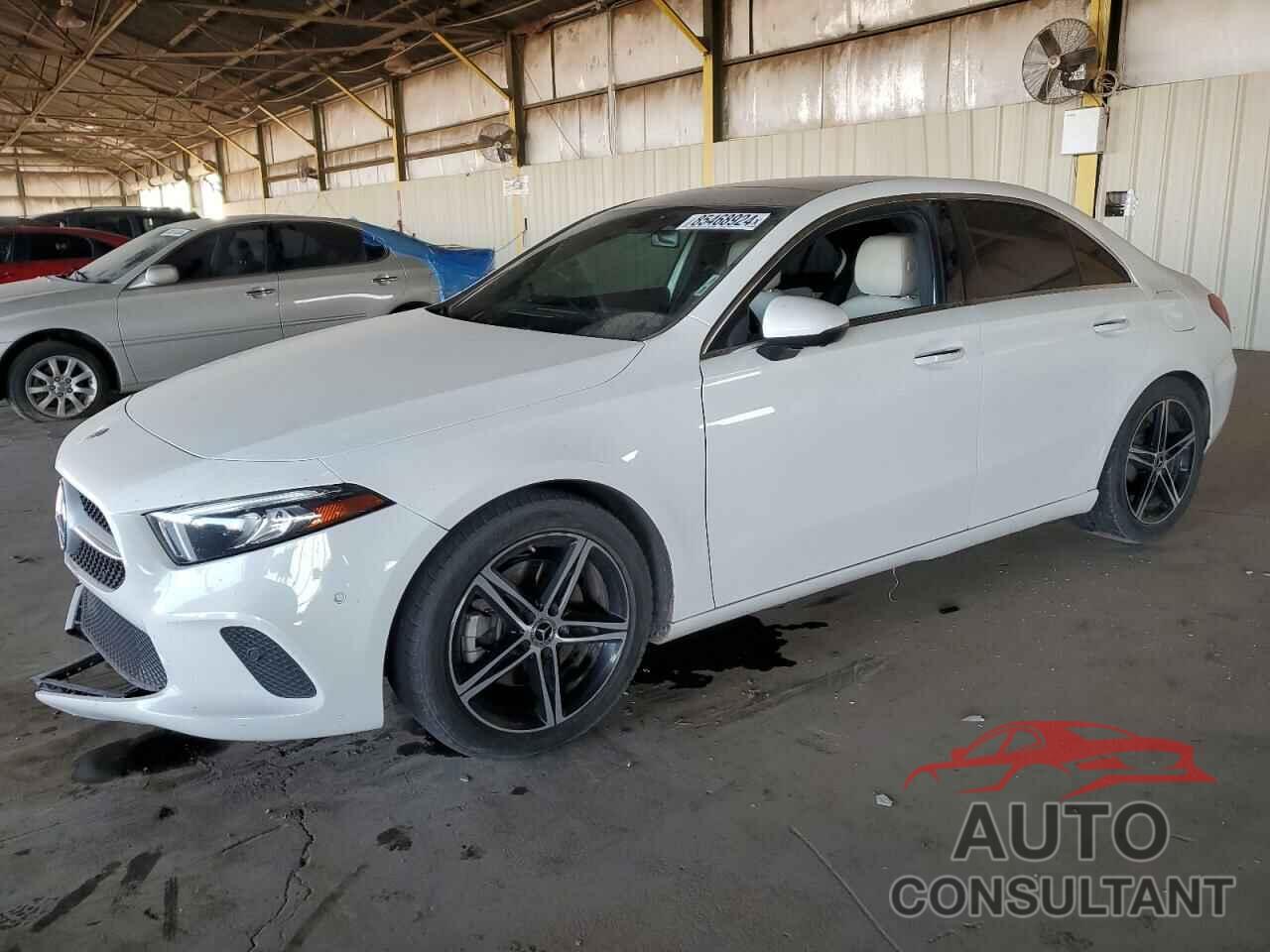 MERCEDES-BENZ A-CLASS 2019 - WDD3G4EB1KW017633
