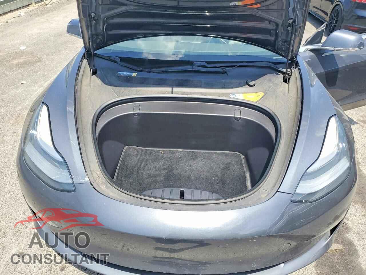 TESLA MODEL 3 2017 - 5YJ3E1EA4HF000649
