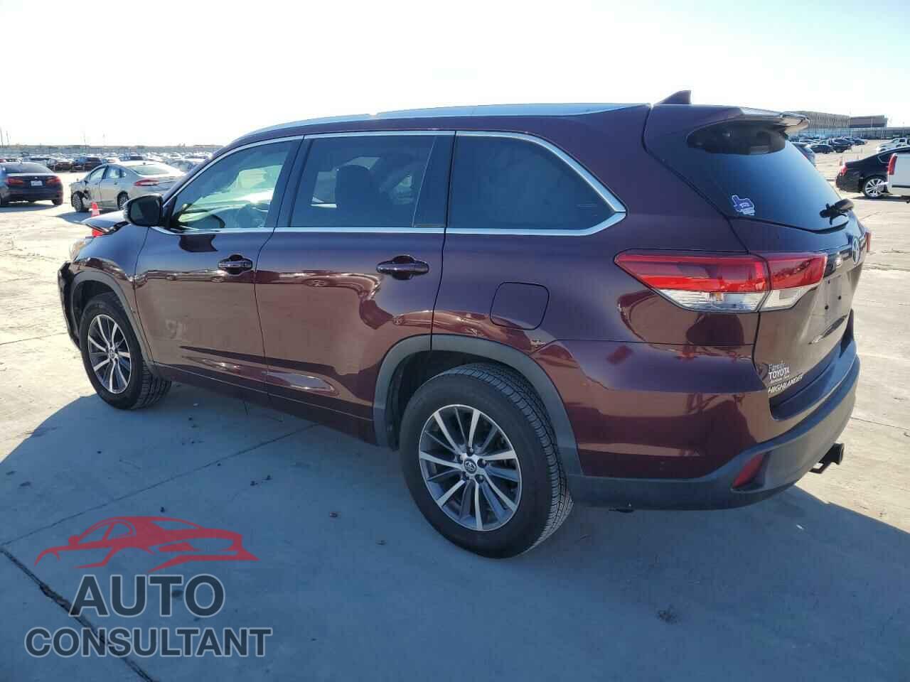 TOYOTA HIGHLANDER 2018 - 5TDKZRFH8JS278370