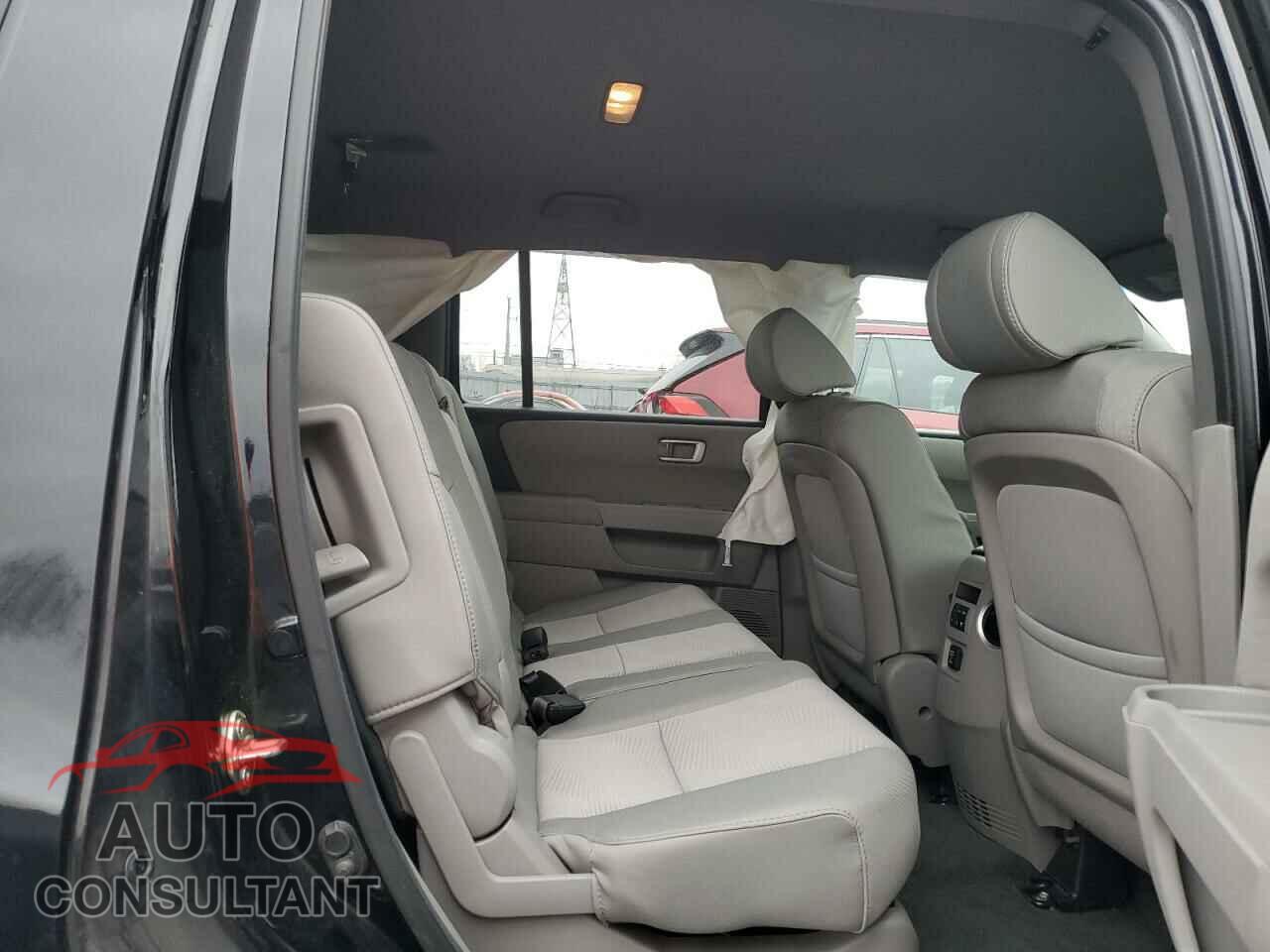 HONDA PILOT 2014 - 5FNYF4H26EB504981