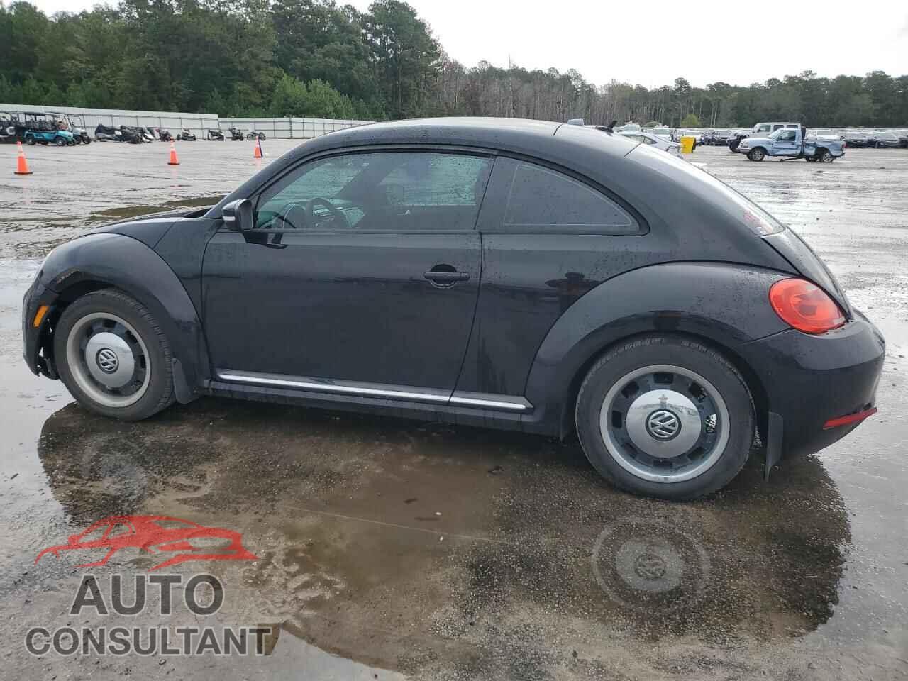 VOLKSWAGEN BEETLE 2012 - 3VWJP7AT9CM618708