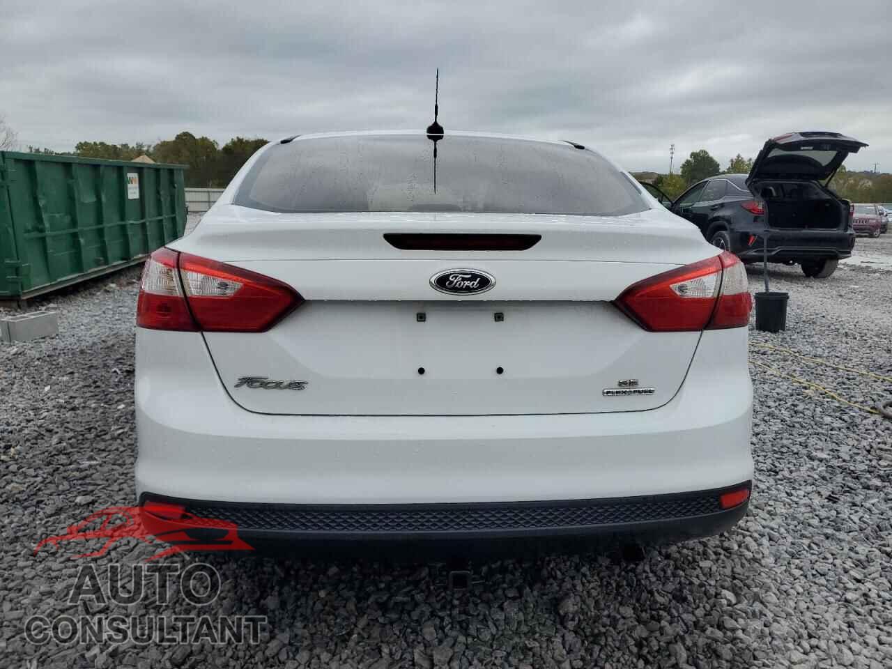 FORD FOCUS 2012 - 1FAHP3F28CL217460