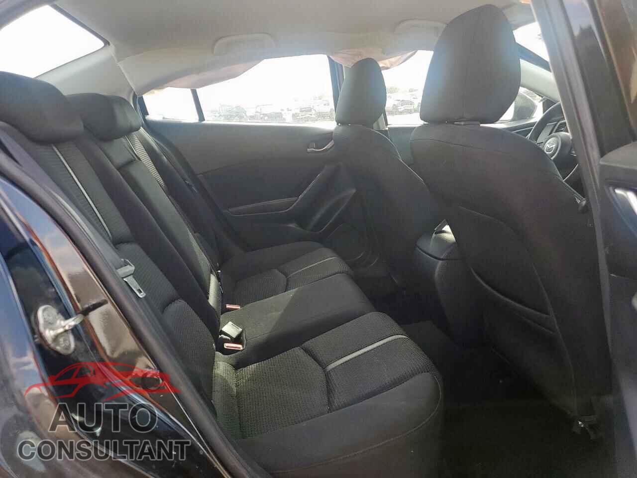 MAZDA 3 2017 - 3MZBN1U77HM140267